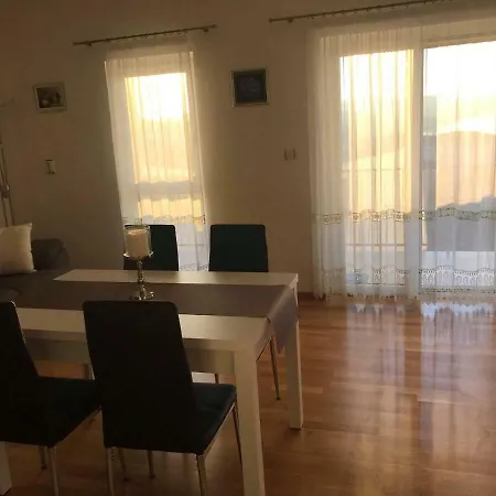 Nives Apartman Trogir